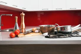 Kitchen & Dining